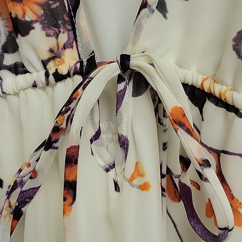 Romeo + Juliet, women's Couture Floral Maxi Dress with V-Neck, Medium NWT - Picture 7 of 10